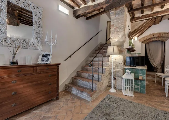 Torre Camaldoli B&B - Borgo Capitano Collection - Albergo Diffuso